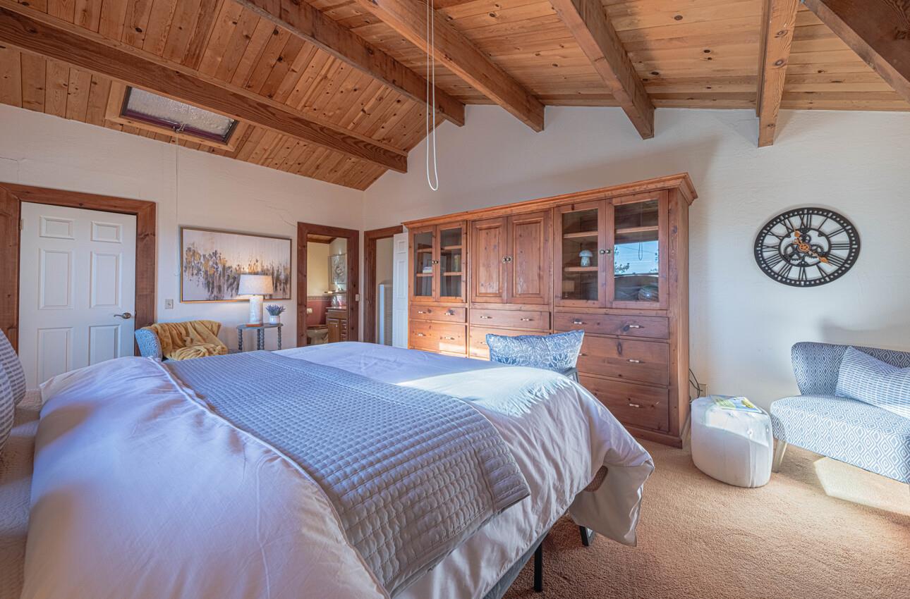 Detail Gallery Image 27 of 50 For 5820 Briarcliff Ter, Royal Oaks,  CA 95076 - 3 Beds | 2/1 Baths