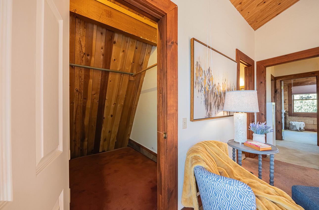 Detail Gallery Image 28 of 50 For 5820 Briarcliff Ter, Royal Oaks,  CA 95076 - 3 Beds | 2/1 Baths