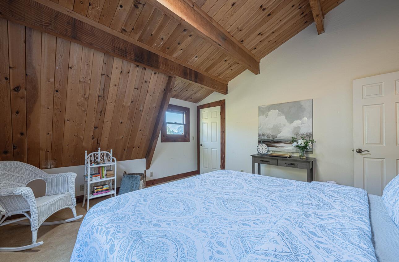 Detail Gallery Image 34 of 50 For 5820 Briarcliff Ter, Royal Oaks,  CA 95076 - 3 Beds | 2/1 Baths