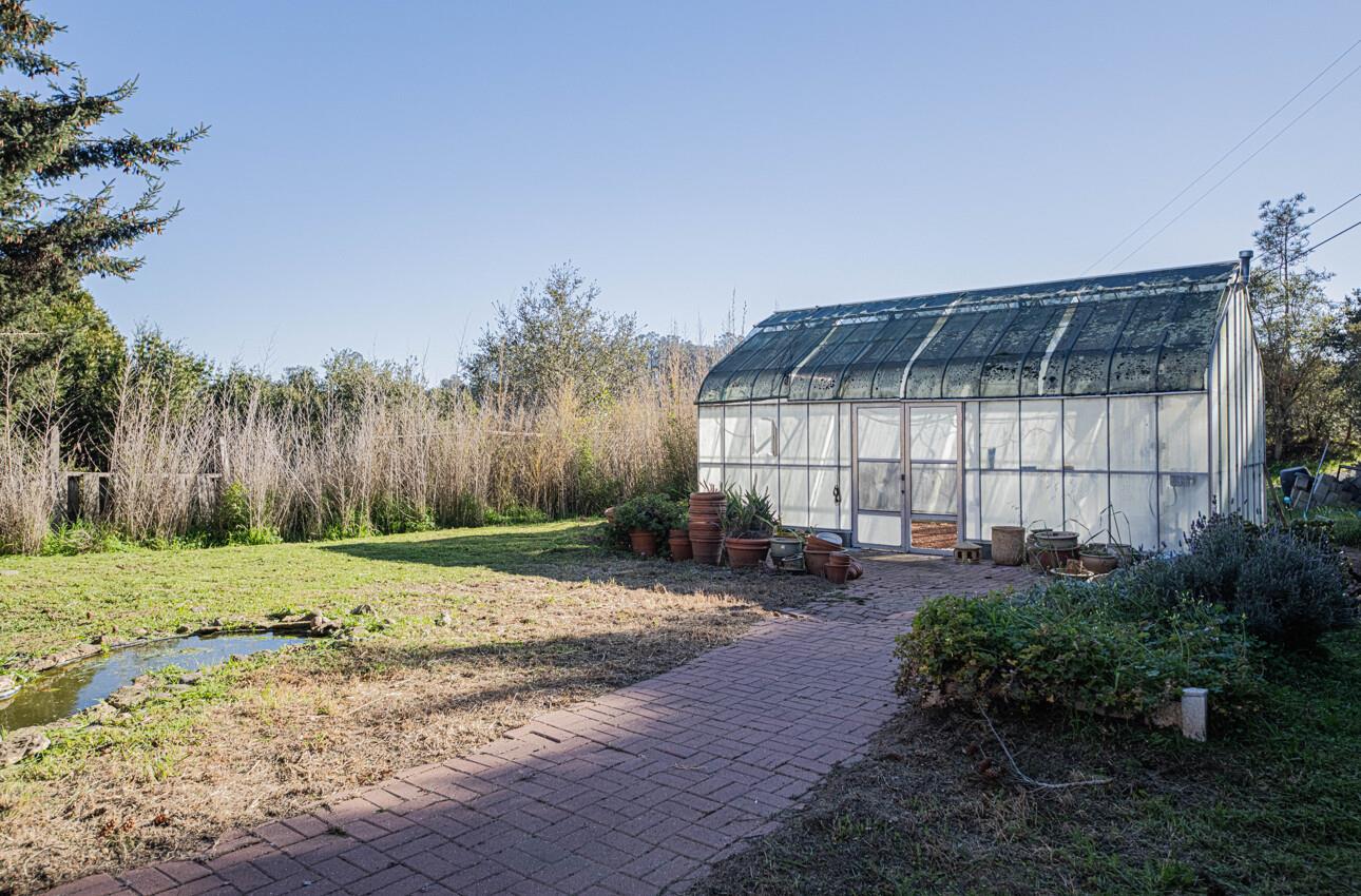 Detail Gallery Image 40 of 50 For 5820 Briarcliff Ter, Royal Oaks,  CA 95076 - 3 Beds | 2/1 Baths