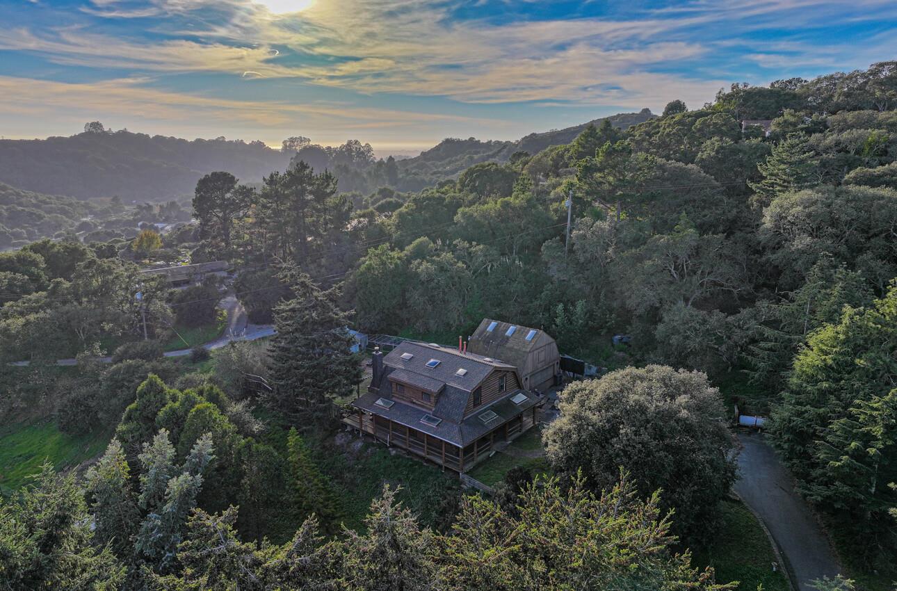 Detail Gallery Image 8 of 50 For 5820 Briarcliff Ter, Royal Oaks,  CA 95076 - 3 Beds | 2/1 Baths