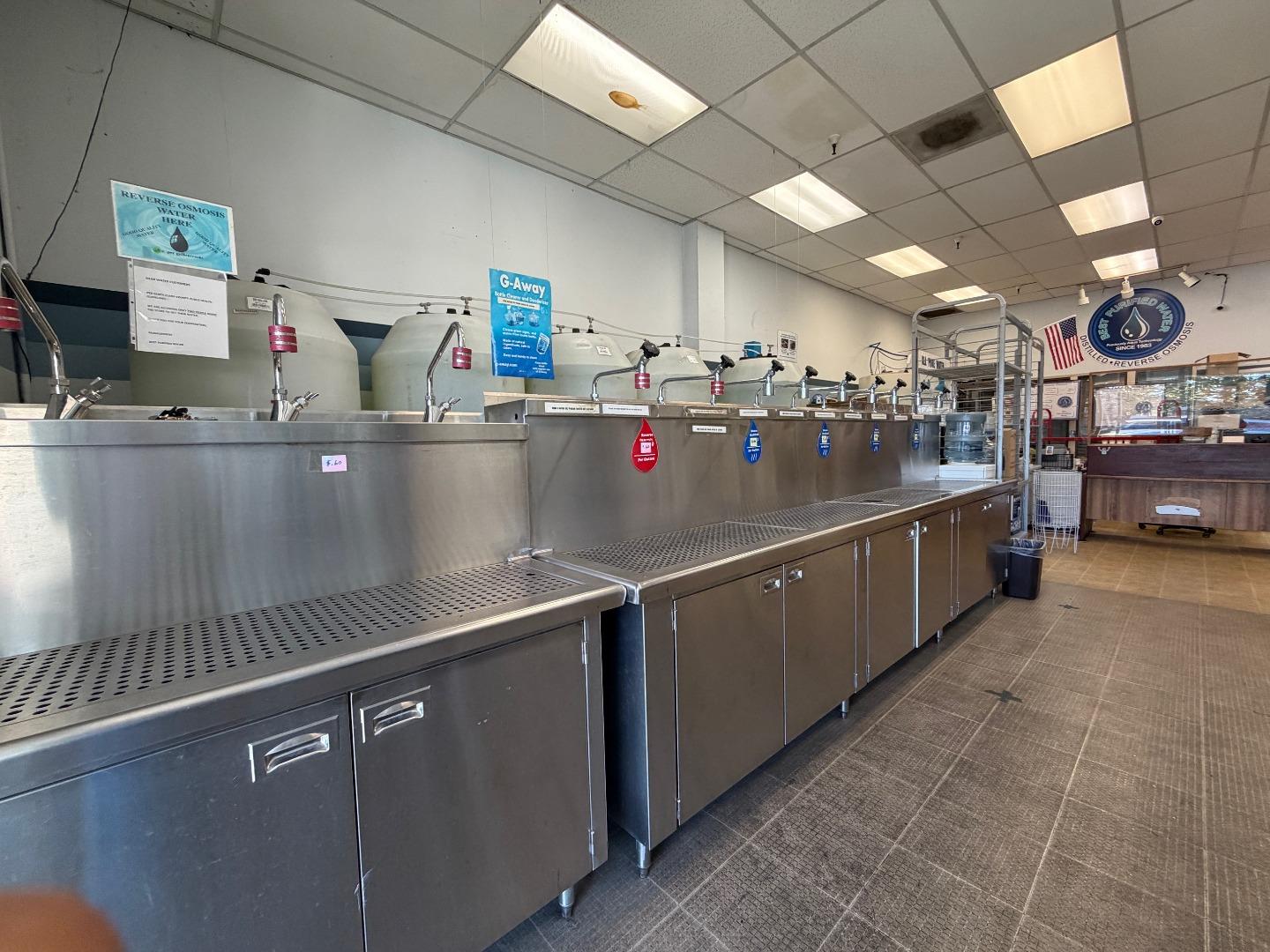 Detail Gallery Image 2 of 15 For 1781 Hillsdale Ave, San Jose,  CA 95124 - – Beds | – Baths