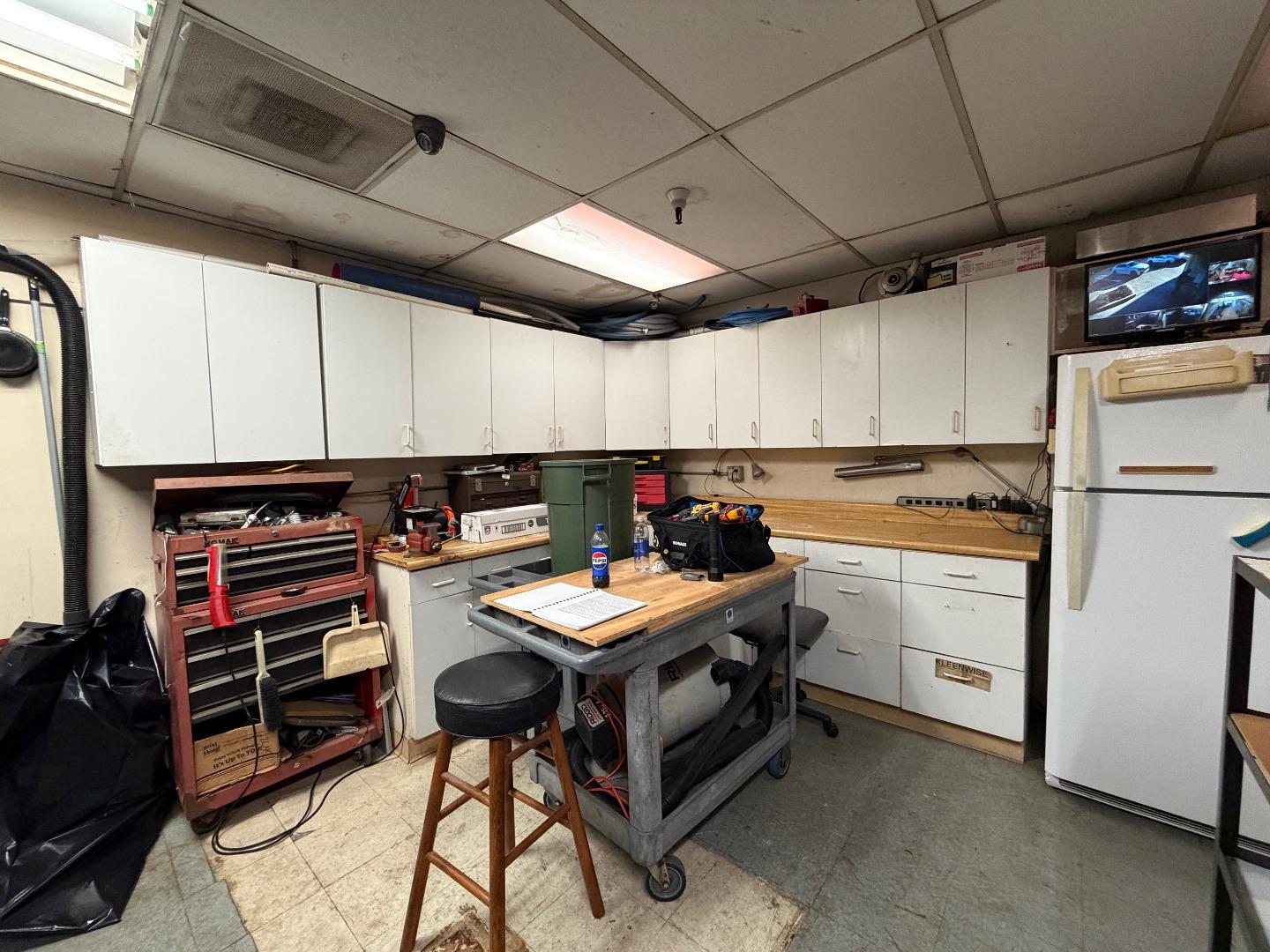 Detail Gallery Image 9 of 15 For 1781 Hillsdale Ave, San Jose,  CA 95124 - – Beds | – Baths