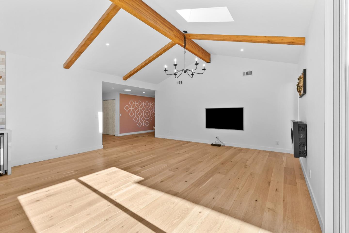 Detail Gallery Image 11 of 43 For 5825 Laguna Seca Way, San Jose,  CA 95123 - 4 Beds | 2 Baths