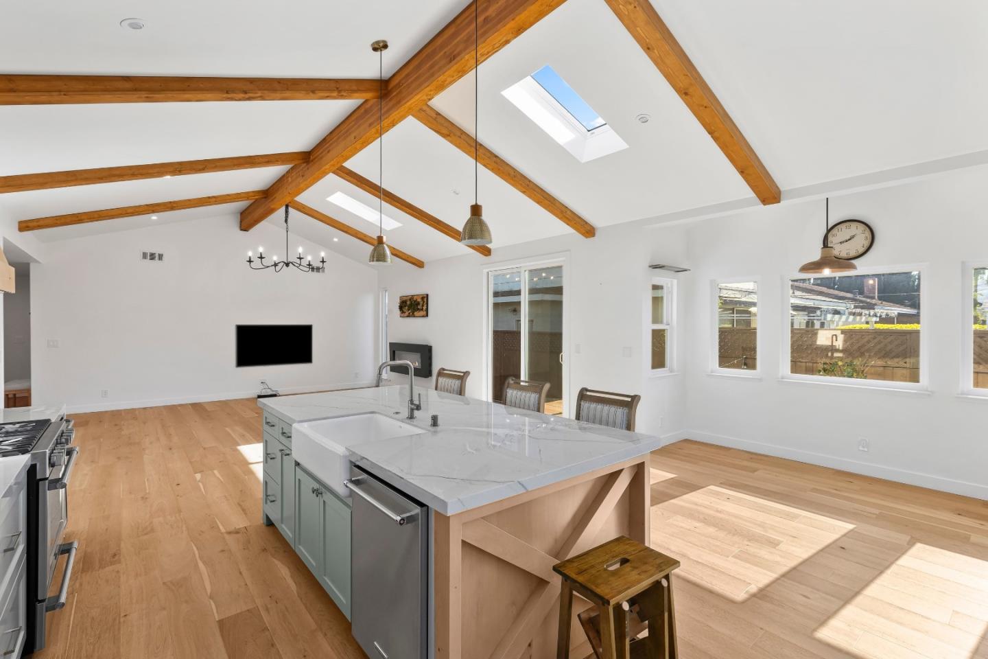 Detail Gallery Image 17 of 43 For 5825 Laguna Seca Way, San Jose,  CA 95123 - 4 Beds | 2 Baths