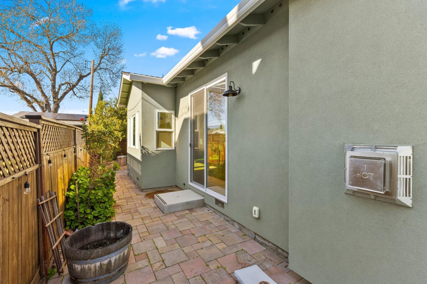 Detail Gallery Image 31 of 43 For 5825 Laguna Seca Way, San Jose,  CA 95123 - 4 Beds | 2 Baths