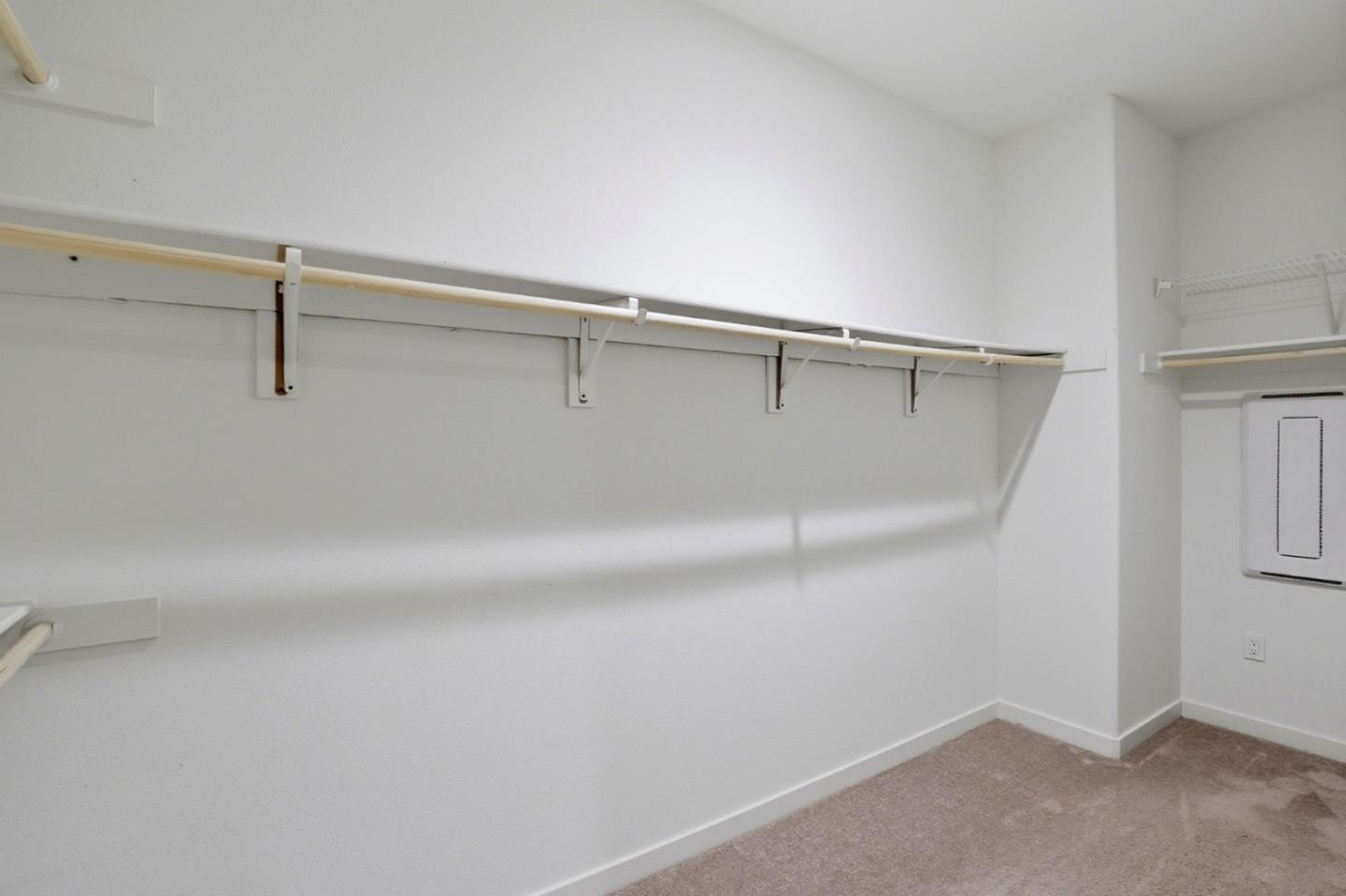 Detail Gallery Image 20 of 36 For 504 Sandpiper Ln, Hollister,  CA 95023 - 3 Beds | 2/1 Baths