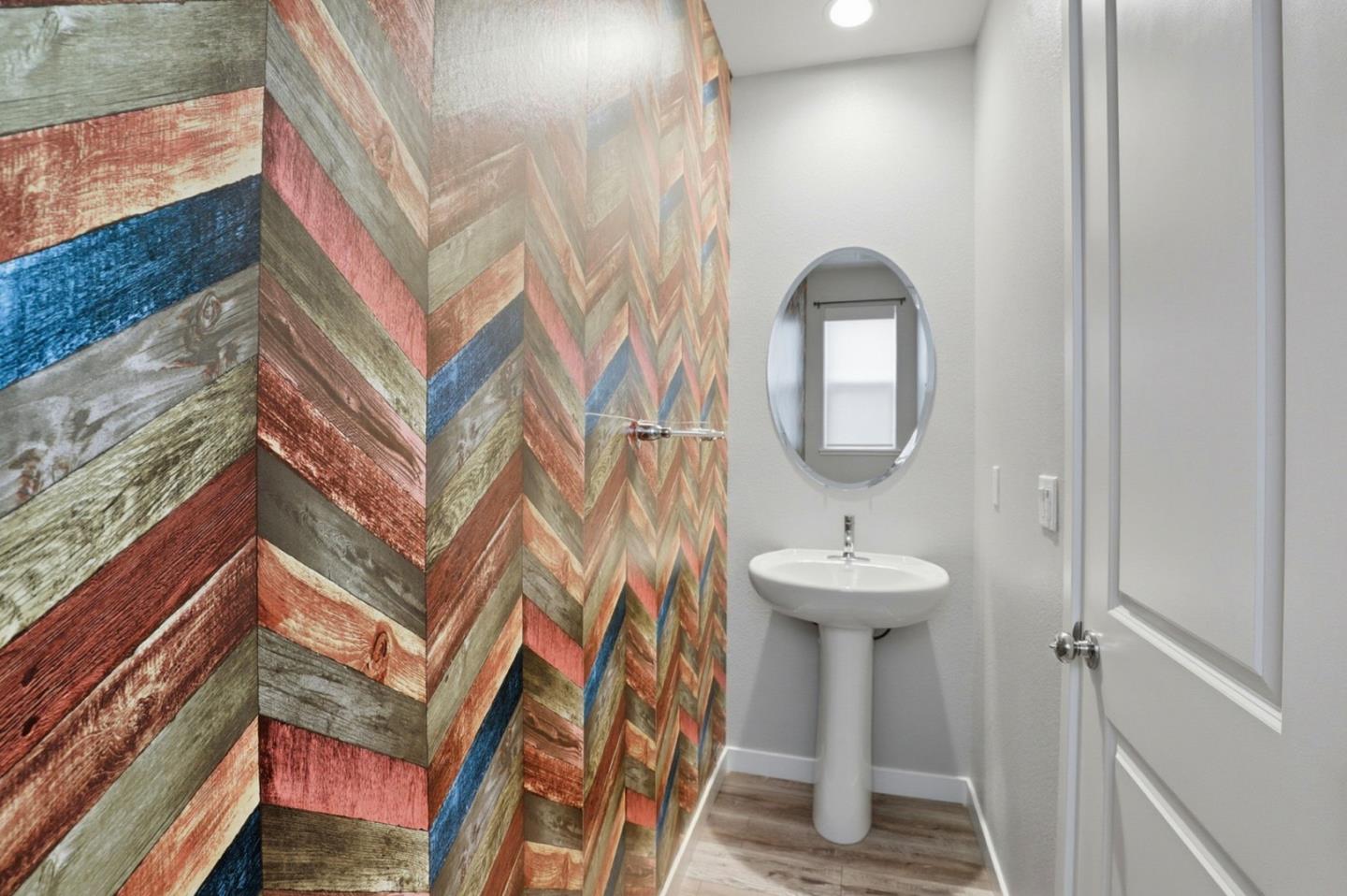 Detail Gallery Image 26 of 36 For 504 Sandpiper Ln, Hollister,  CA 95023 - 3 Beds | 2/1 Baths