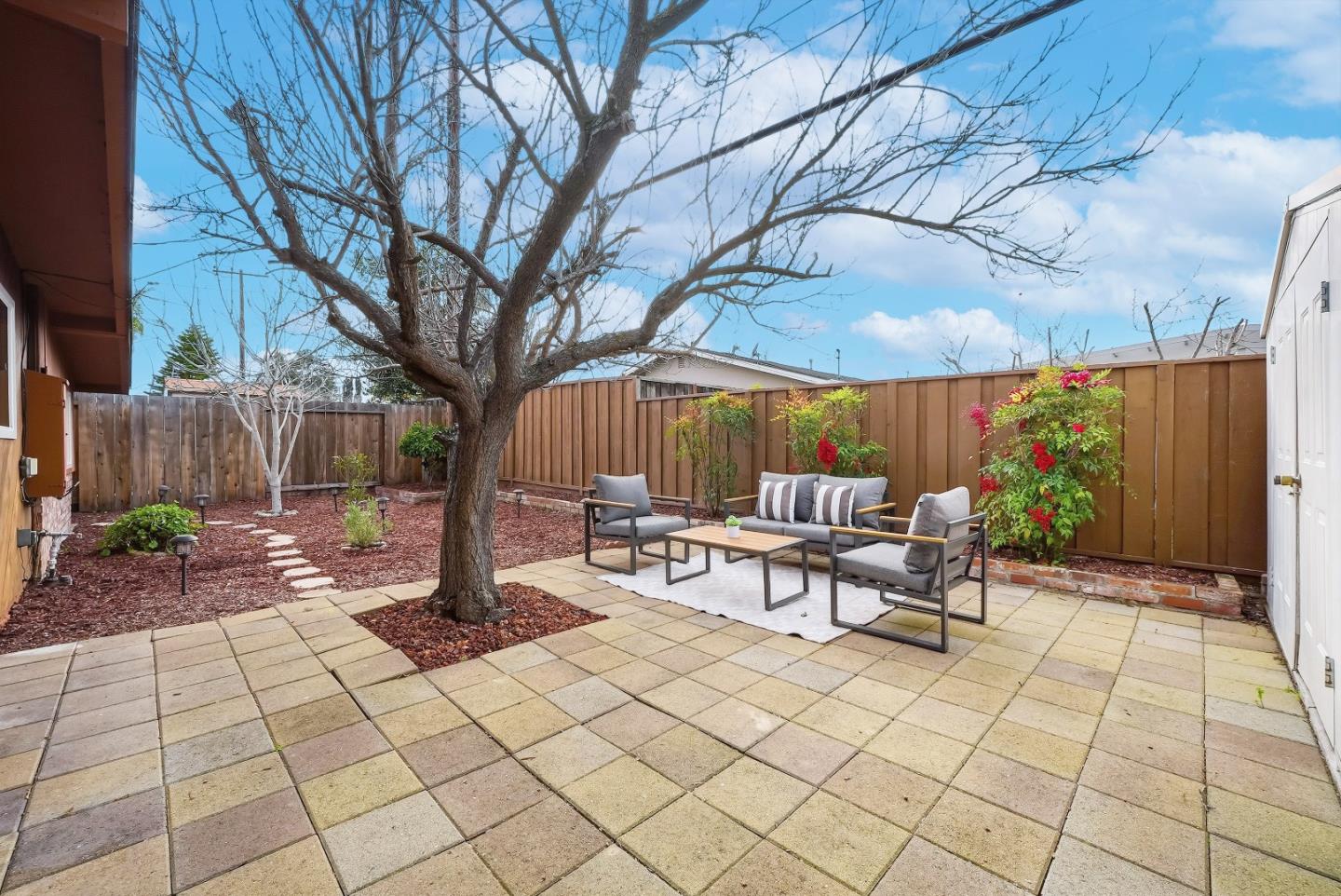 Detail Gallery Image 39 of 46 For 638 Woodhams Rd, Santa Clara,  CA 95051 - 4 Beds | 2 Baths