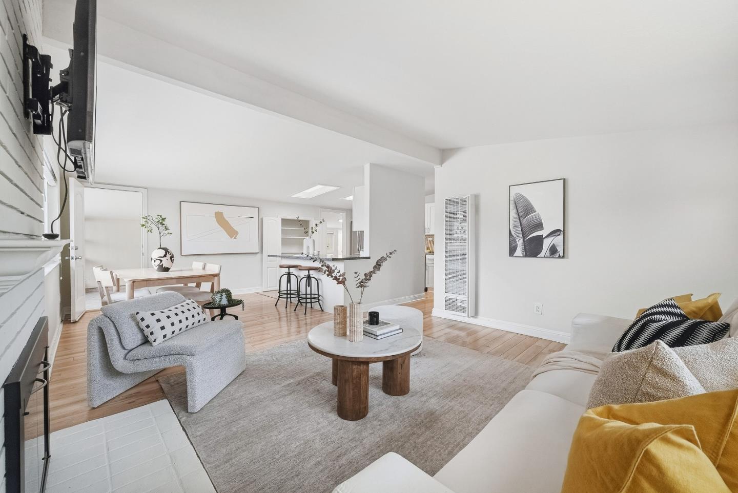 Detail Gallery Image 7 of 46 For 638 Woodhams Rd, Santa Clara,  CA 95051 - 4 Beds | 2 Baths