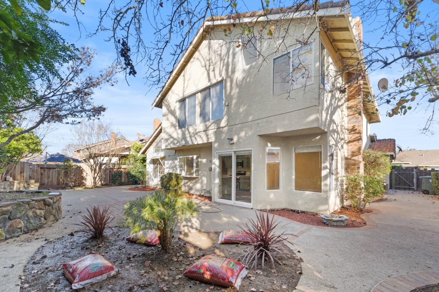 Detail Gallery Image 30 of 32 For 9465 Eagle View Way, Gilroy,  CA 95020 - 4 Beds | 3 Baths