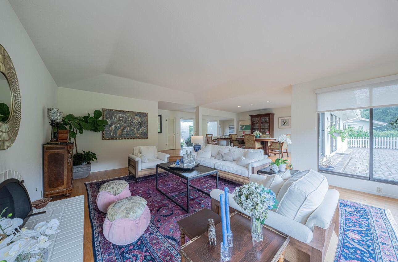 Detail Gallery Image 21 of 61 For 8081 Lake Pl, Carmel,  CA 93923 - 3 Beds | 3 Baths