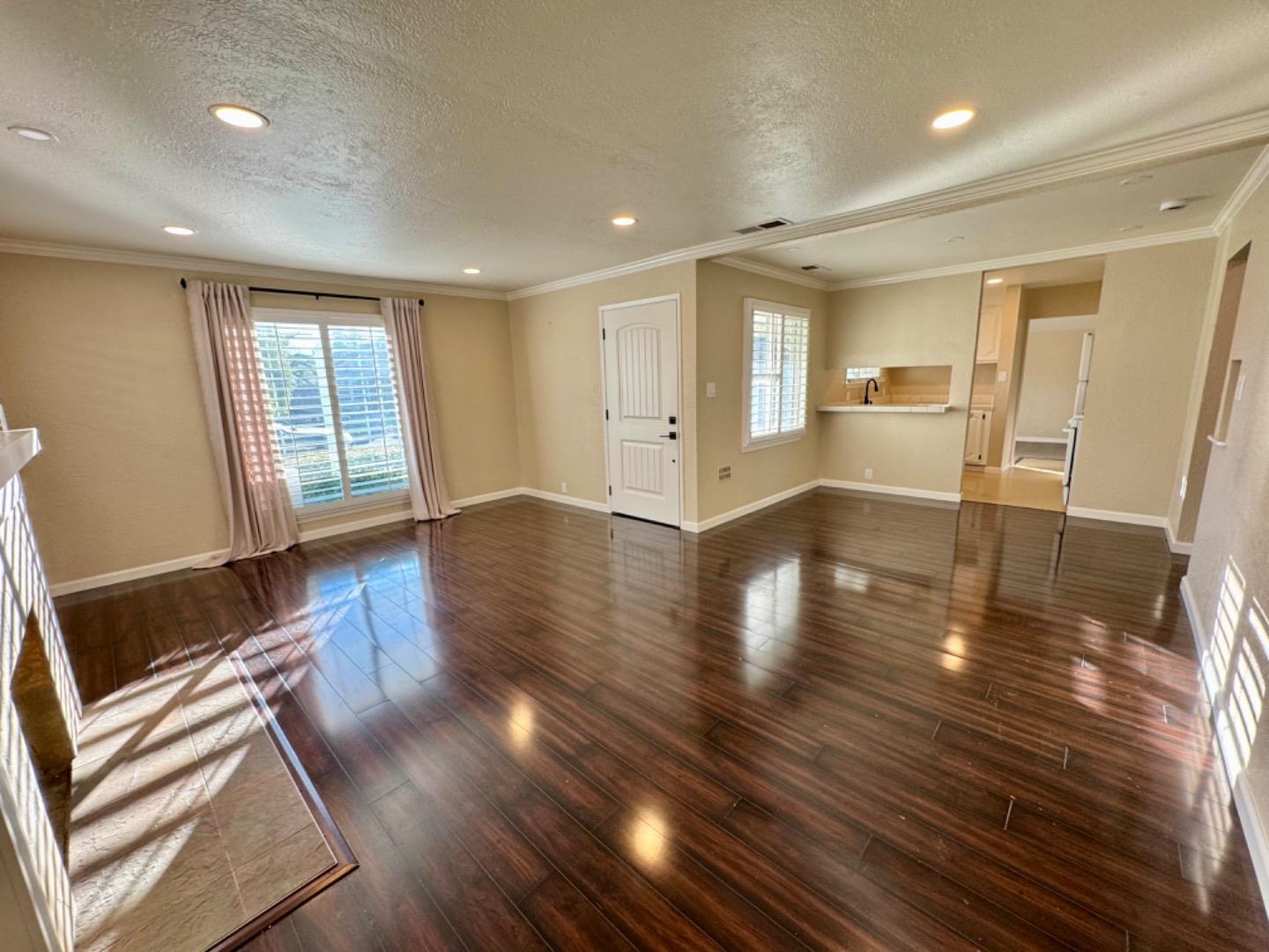 Detail Gallery Image 5 of 30 For 1709 Guadalupe Ave, San Jose,  CA 95125 - 3 Beds | 2 Baths