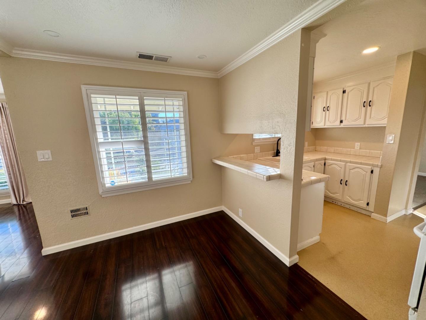 Detail Gallery Image 6 of 30 For 1709 Guadalupe Ave, San Jose,  CA 95125 - 3 Beds | 2 Baths