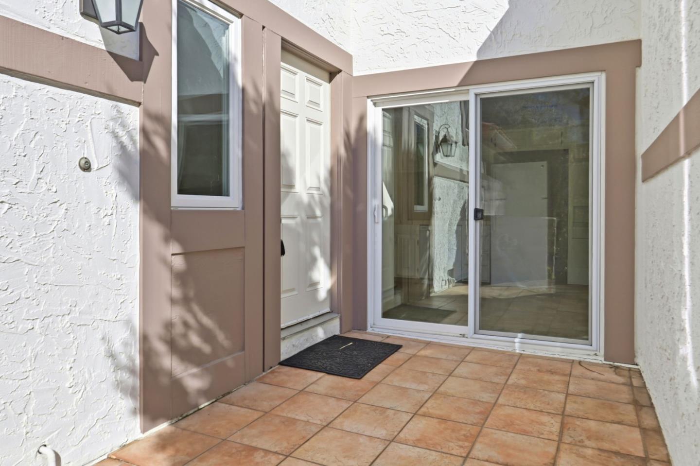 Detail Gallery Image 2 of 32 For 117 El Olivar, Los Gatos,  CA 95032 - 3 Beds | 2/1 Baths