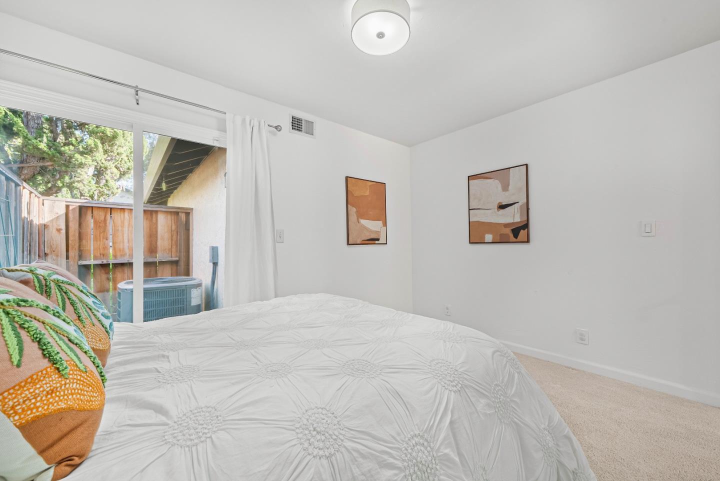 Detail Gallery Image 17 of 38 For 2598 Mabury Sq, San Jose,  CA 95133 - 3 Beds | 3 Baths