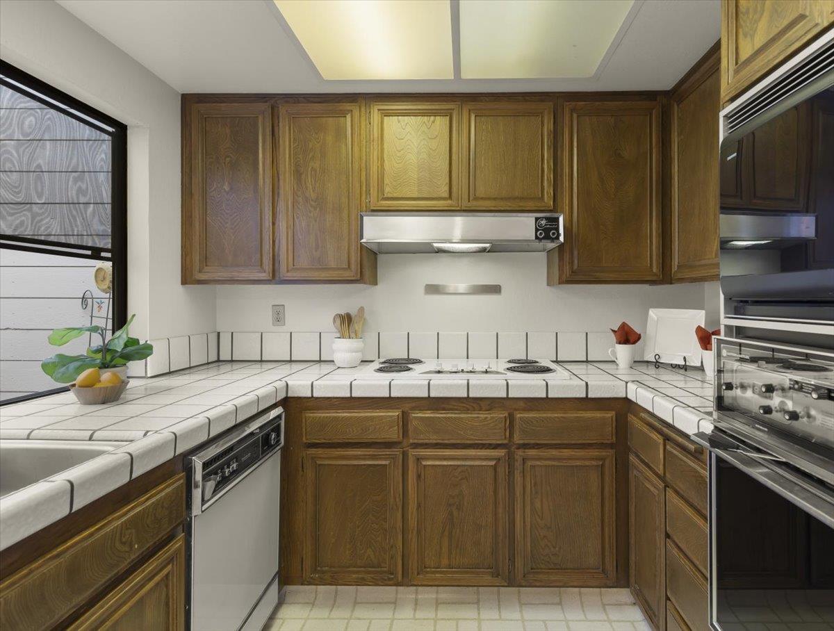 Photo #16: ML82031660 Listing: Photo #16