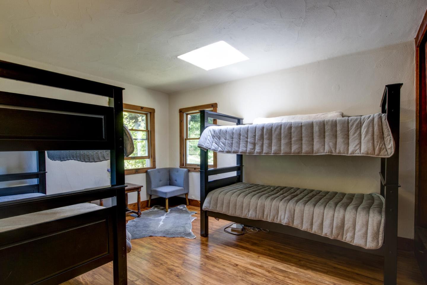 Detail Gallery Image 11 of 44 For 5090 La Honda Rd, San Gregorio,  CA 94074 - 2 Beds | 1 Baths