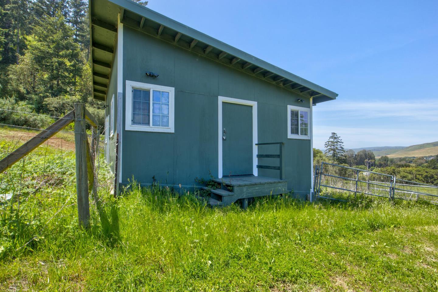 Detail Gallery Image 33 of 44 For 5090 La Honda Rd, San Gregorio,  CA 94074 - 2 Beds | 1 Baths