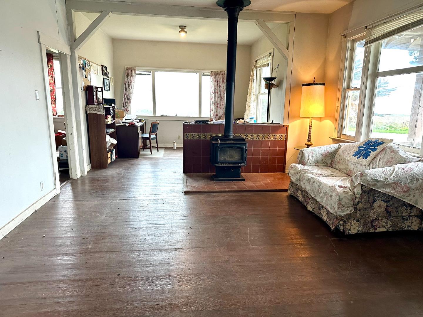 Detail Gallery Image 17 of 19 For 2 3rd Ave, Davenport,  CA 95017 - 3 Beds | 4 Baths