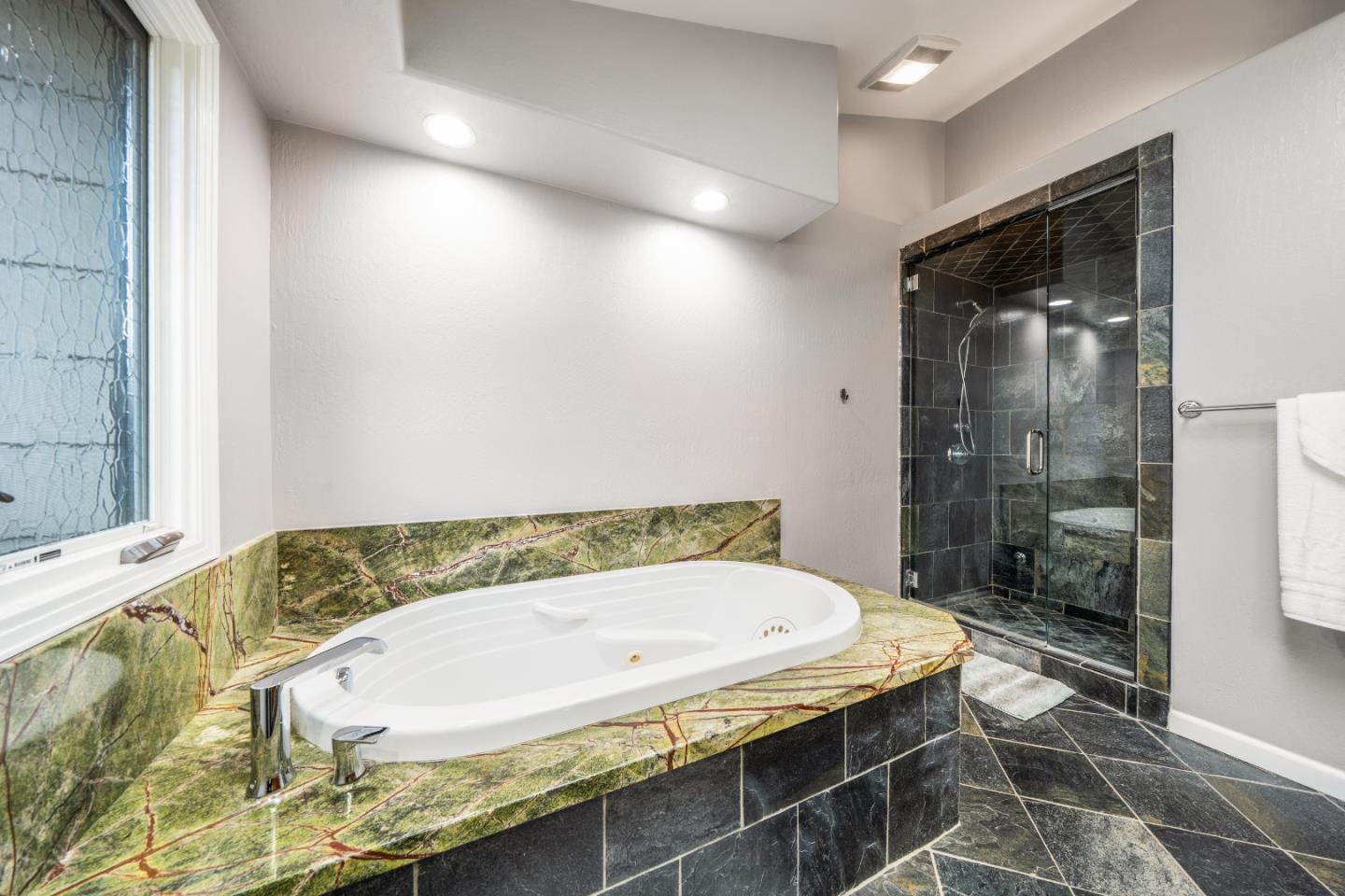 Detail Gallery Image 21 of 28 For 16605 Camellia Ter, Los Gatos,  CA 95032 - 8 Beds | 4 Baths