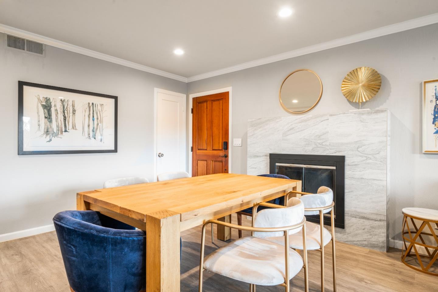 Detail Gallery Image 4 of 28 For 16605 Camellia Ter, Los Gatos,  CA 95032 - 8 Beds | 4 Baths