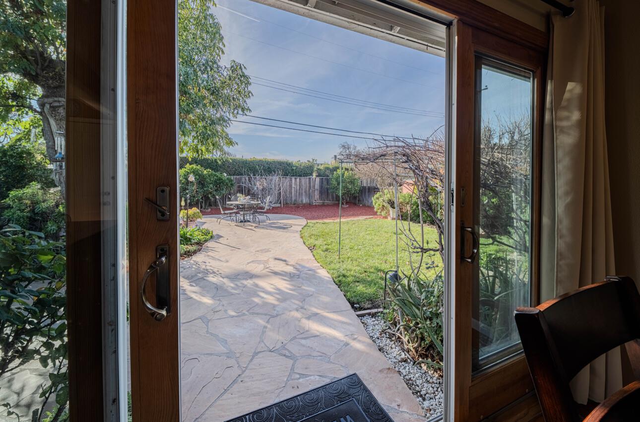 Detail Gallery Image 11 of 39 For 376 Cypress Ave, Santa Clara,  CA 95050 - 3 Beds | 1 Baths