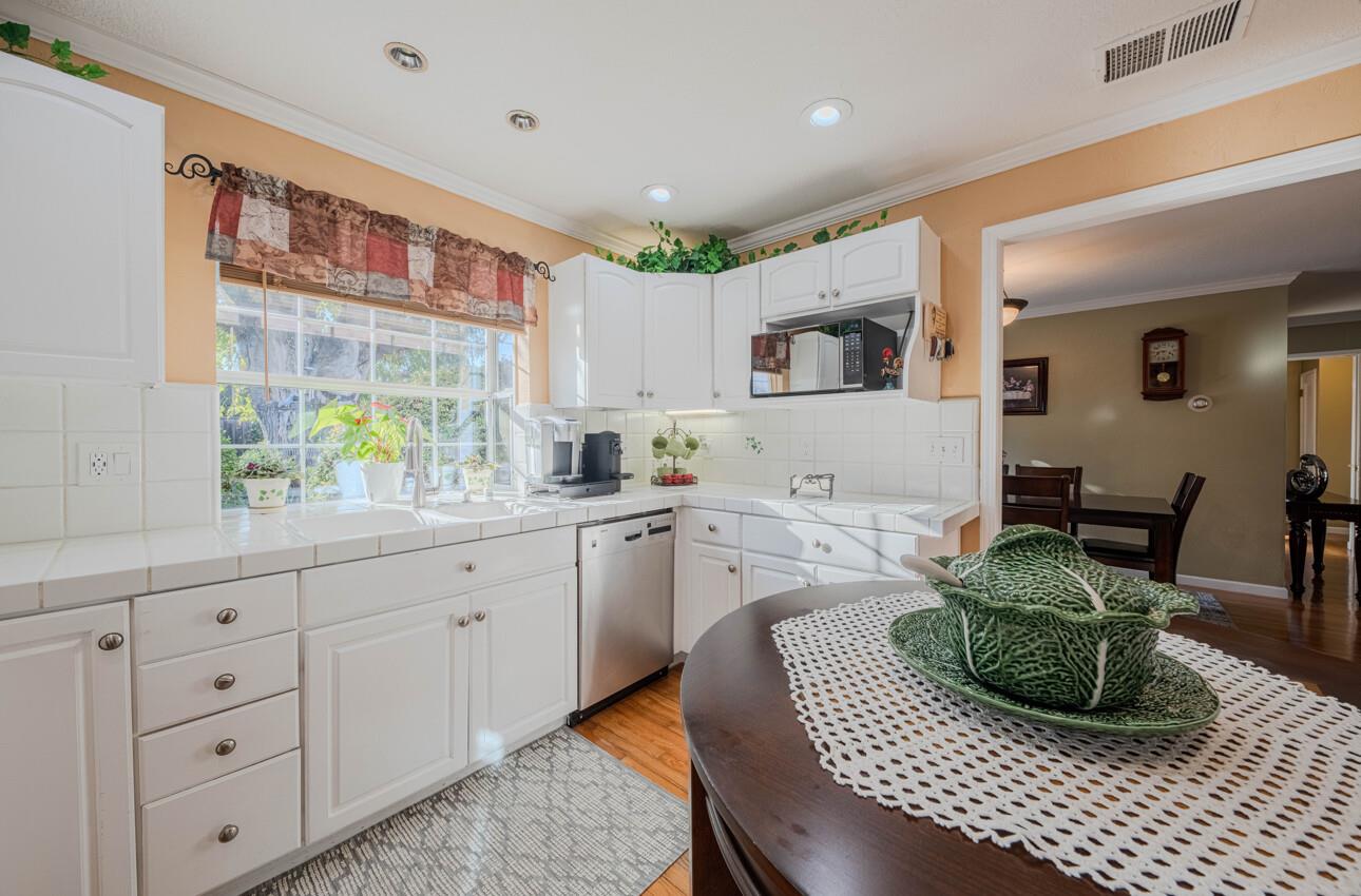 Detail Gallery Image 18 of 39 For 376 Cypress Ave, Santa Clara,  CA 95050 - 3 Beds | 1 Baths