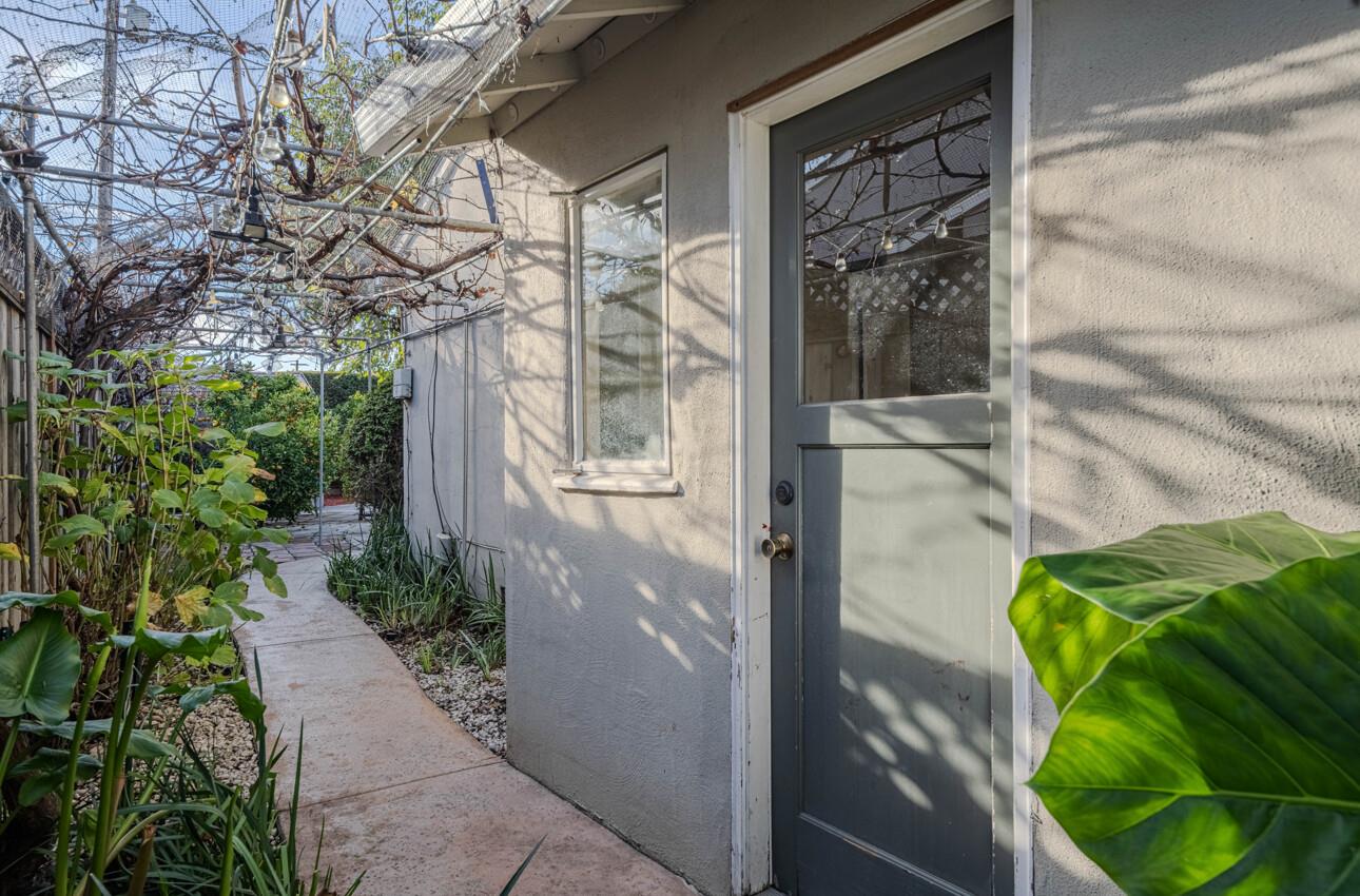 Detail Gallery Image 33 of 39 For 376 Cypress Ave, Santa Clara,  CA 95050 - 3 Beds | 1 Baths