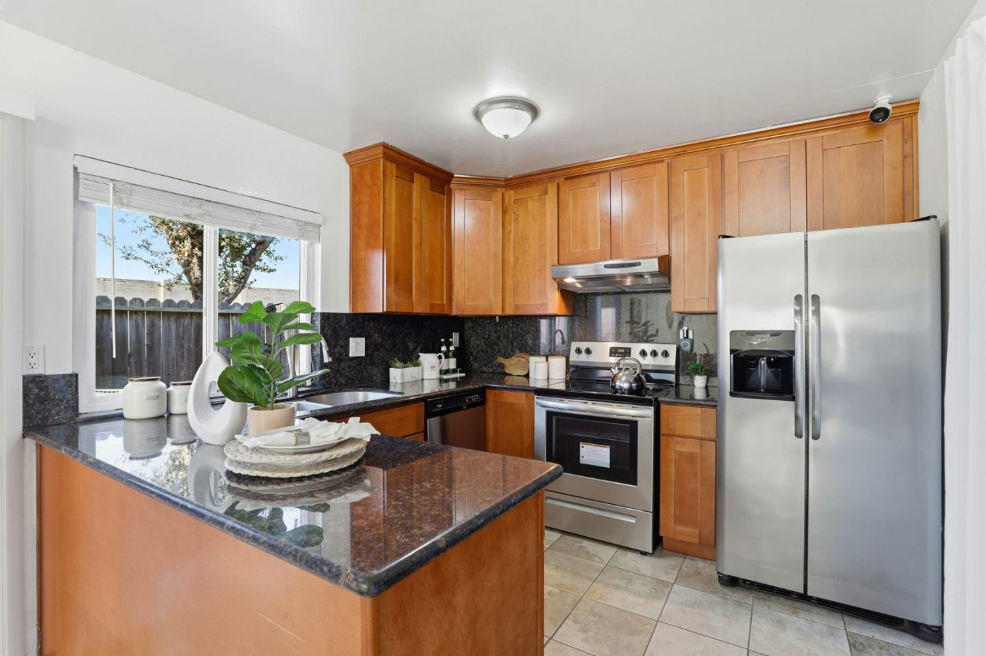 Detail Gallery Image 6 of 25 For 1482 La Boheme Way, San Jose,  CA 95121 - 2 Beds | 1 Baths