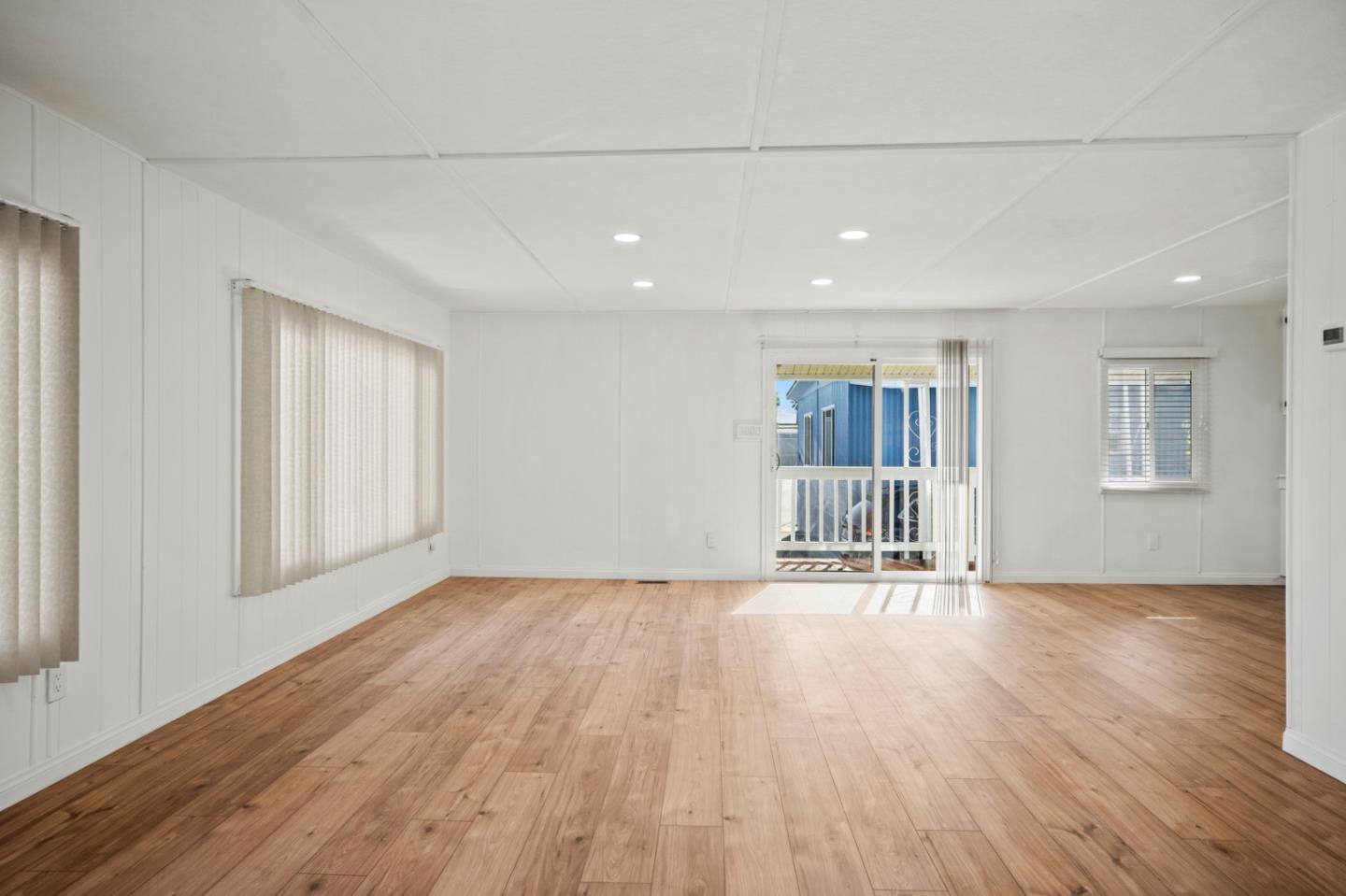 Detail Gallery Image 30 of 37 For 55 San Juan Grade Rd #63,  Salinas,  CA 93906 - 3 Beds | 2 Baths