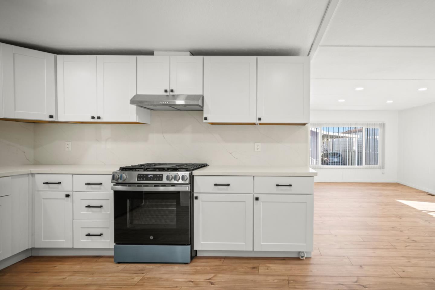 Detail Gallery Image 35 of 37 For 55 San Juan Grade Rd #63,  Salinas,  CA 93906 - 3 Beds | 2 Baths