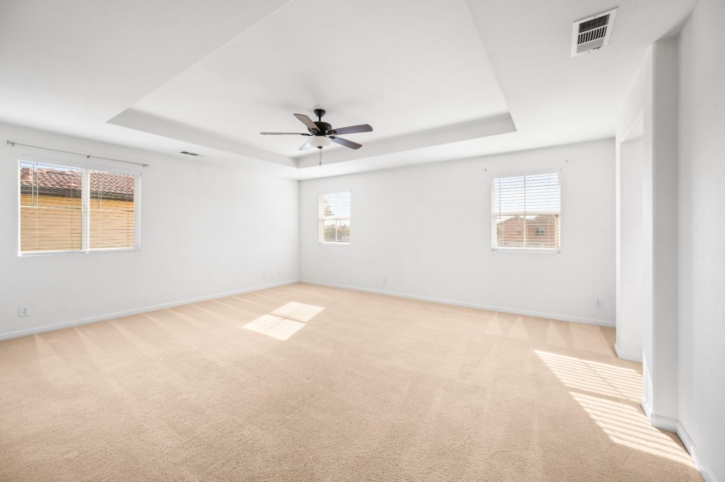 Detail Gallery Image 20 of 33 For 2385 S Creekside Dr, Los Banos,  CA 93635 - 3 Beds | 2/1 Baths