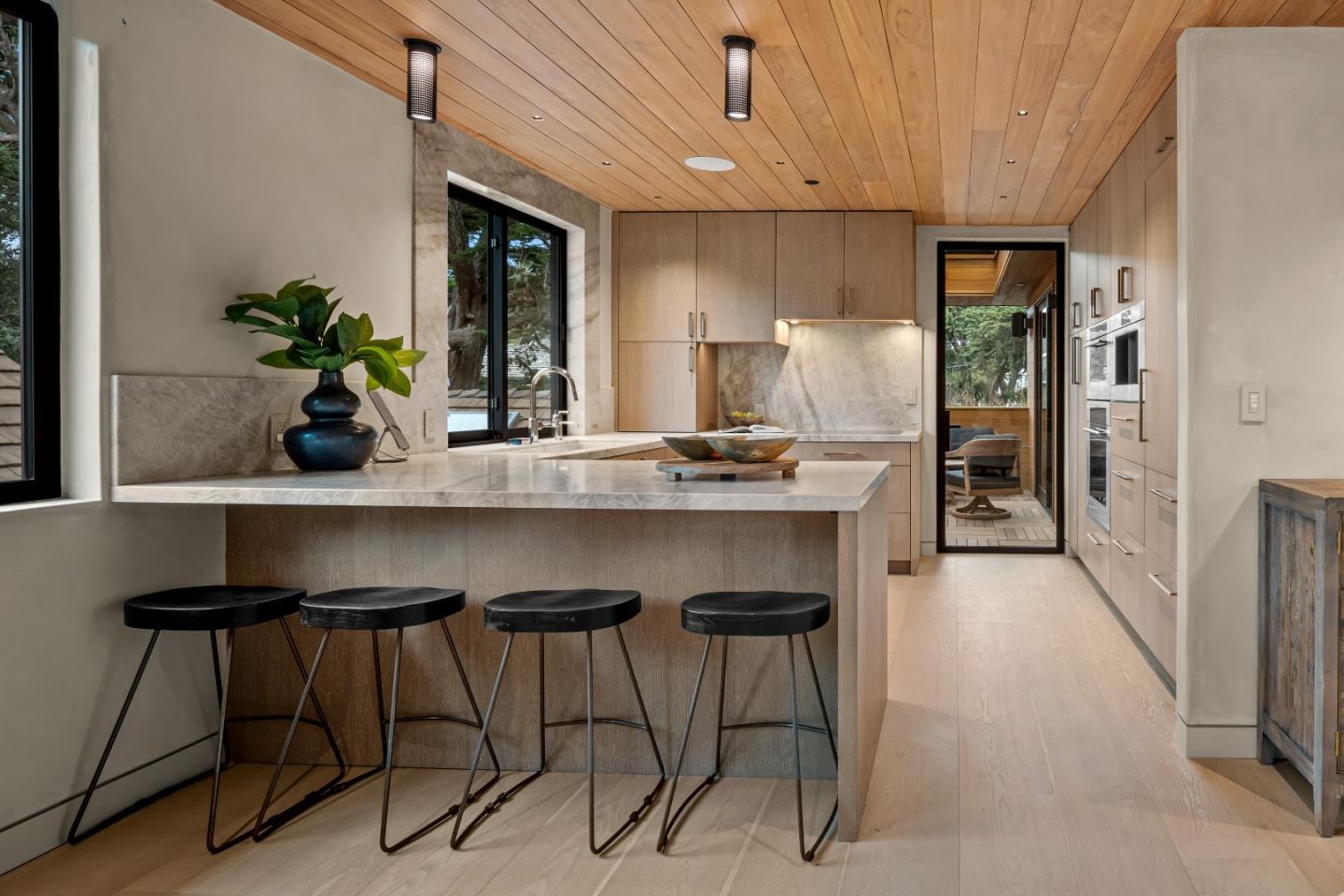 Detail Gallery Image 11 of 49 For 26308 Isabella Ave, Carmel,  CA 93923 - 4 Beds | 4 Baths