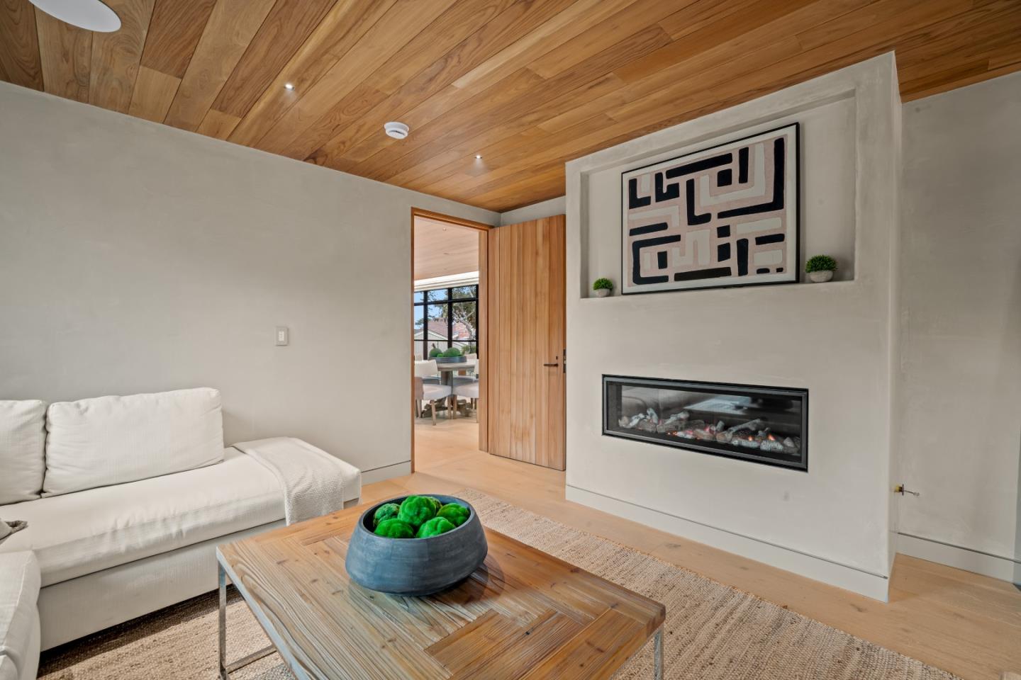 Detail Gallery Image 19 of 49 For 26308 Isabella Ave, Carmel,  CA 93923 - 4 Beds | 4 Baths