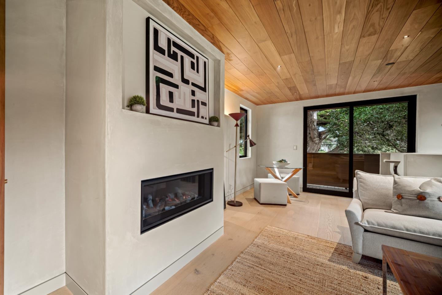 Detail Gallery Image 20 of 49 For 26308 Isabella Ave, Carmel,  CA 93923 - 4 Beds | 4 Baths