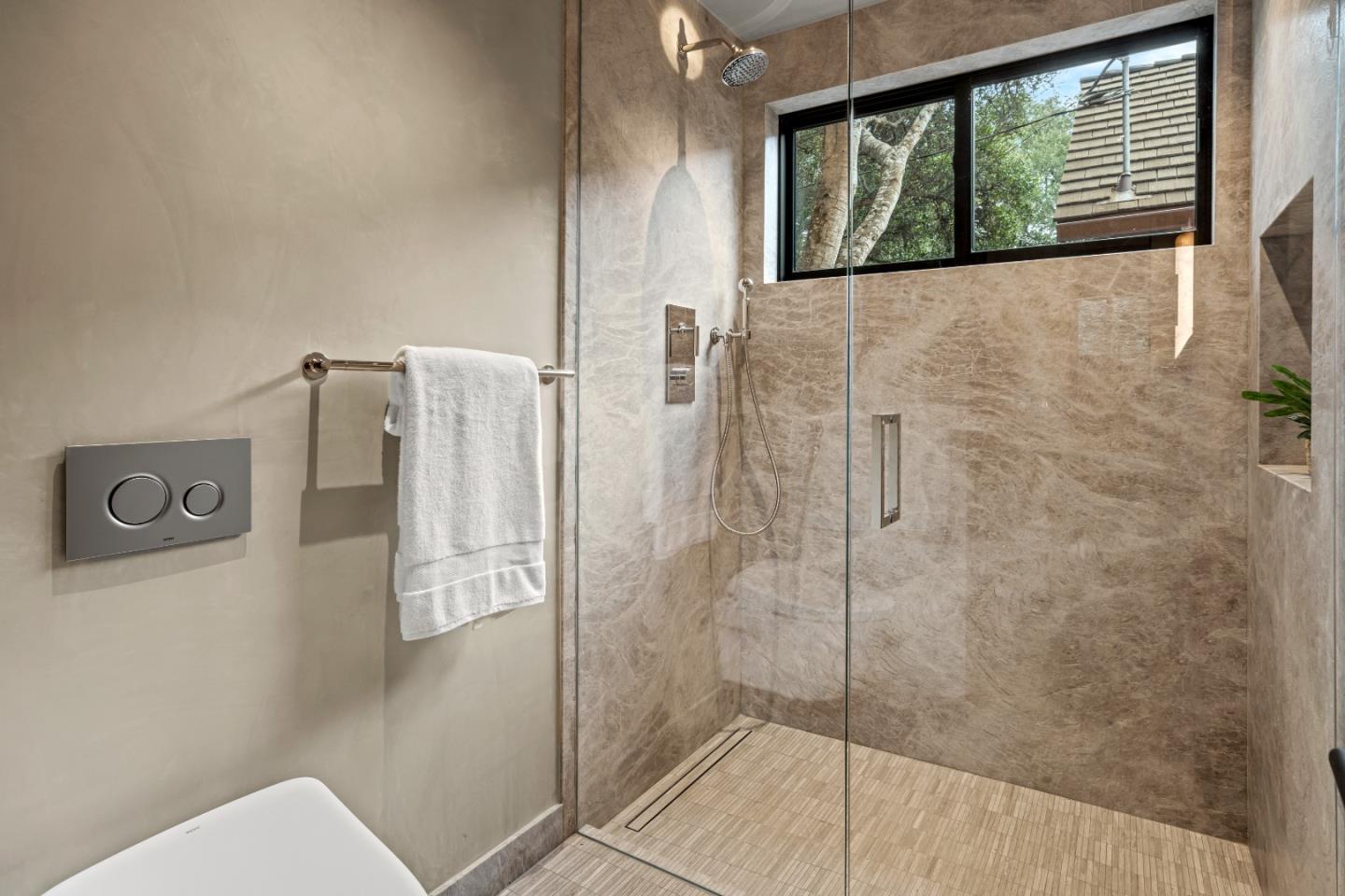 Detail Gallery Image 30 of 49 For 26308 Isabella Ave, Carmel,  CA 93923 - 4 Beds | 4 Baths