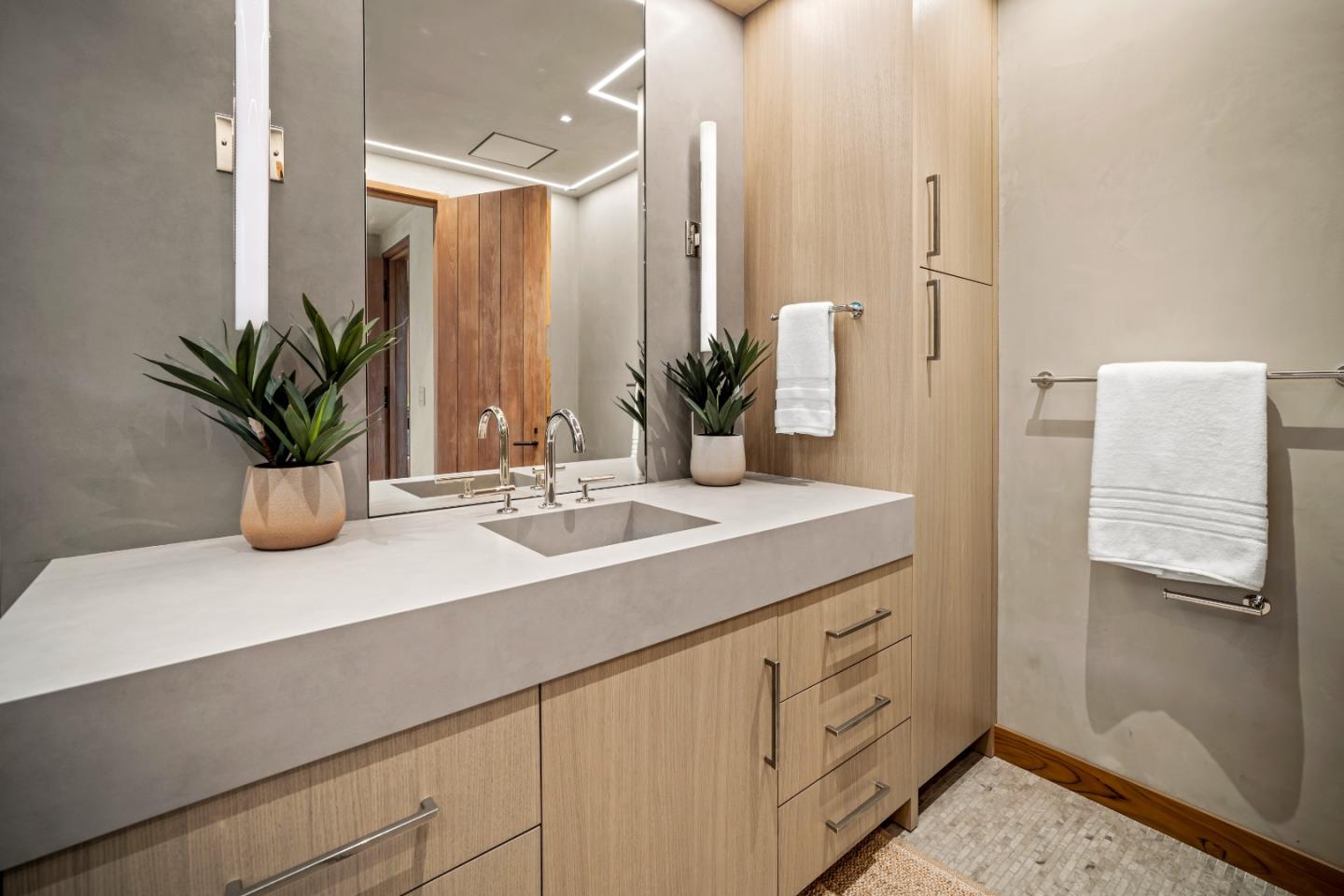 Detail Gallery Image 37 of 49 For 26308 Isabella Ave, Carmel,  CA 93923 - 4 Beds | 4 Baths