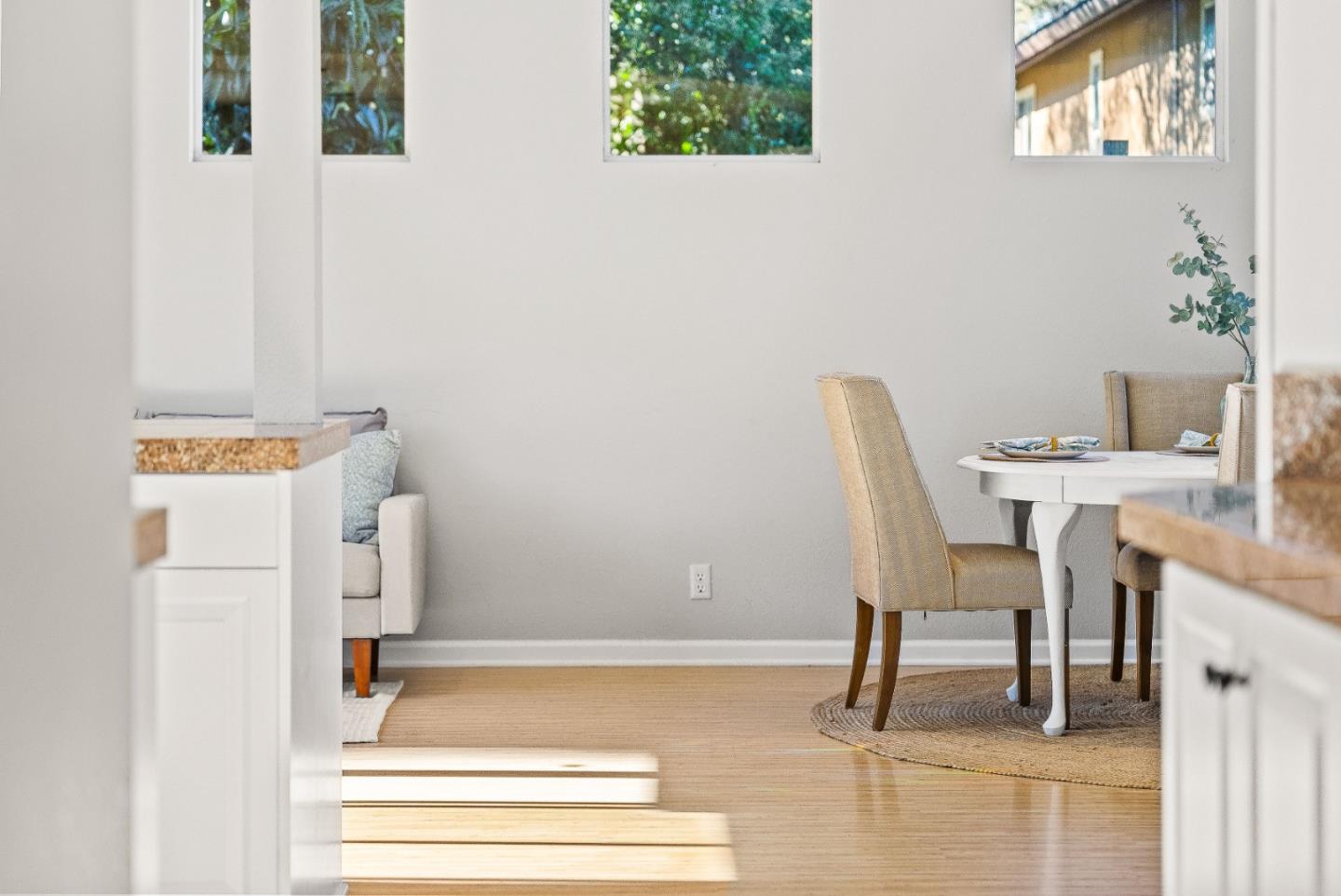 Detail Gallery Image 16 of 45 For 3200 Axford Rd, Santa Cruz,  CA 95062 - 3 Beds | 3 Baths