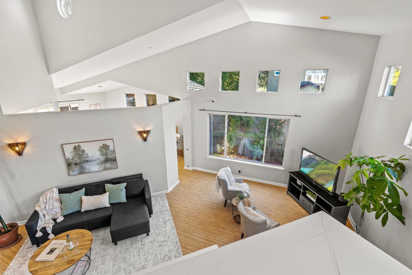 Detail Gallery Image 28 of 45 For 3200 Axford Rd, Santa Cruz,  CA 95062 - 3 Beds | 3 Baths