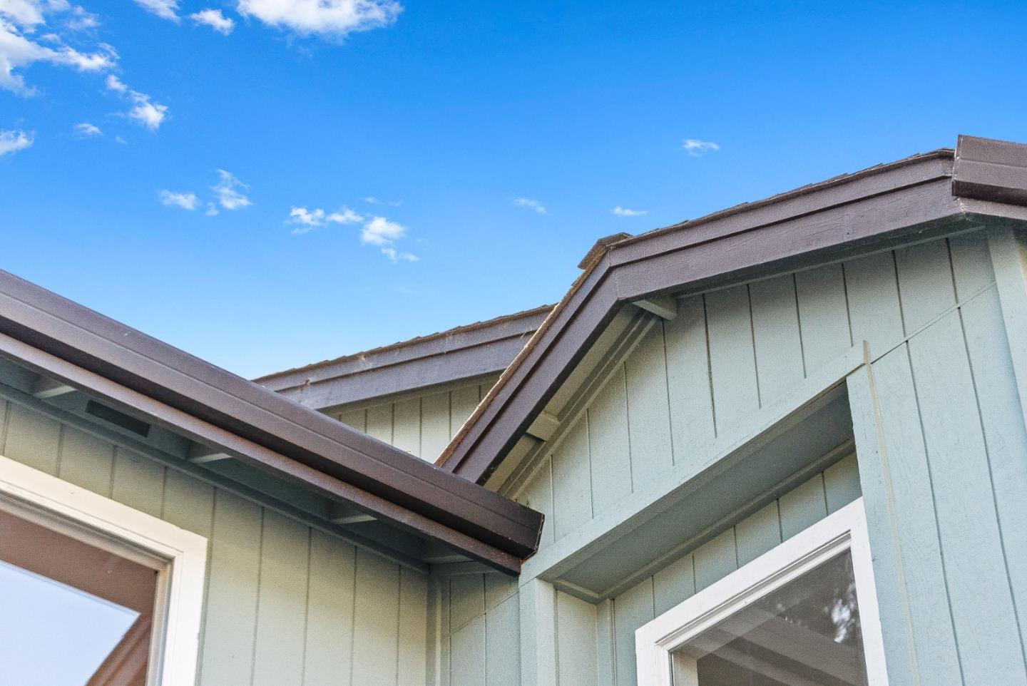 Detail Gallery Image 4 of 45 For 3200 Axford Rd, Santa Cruz,  CA 95062 - 3 Beds | 3 Baths