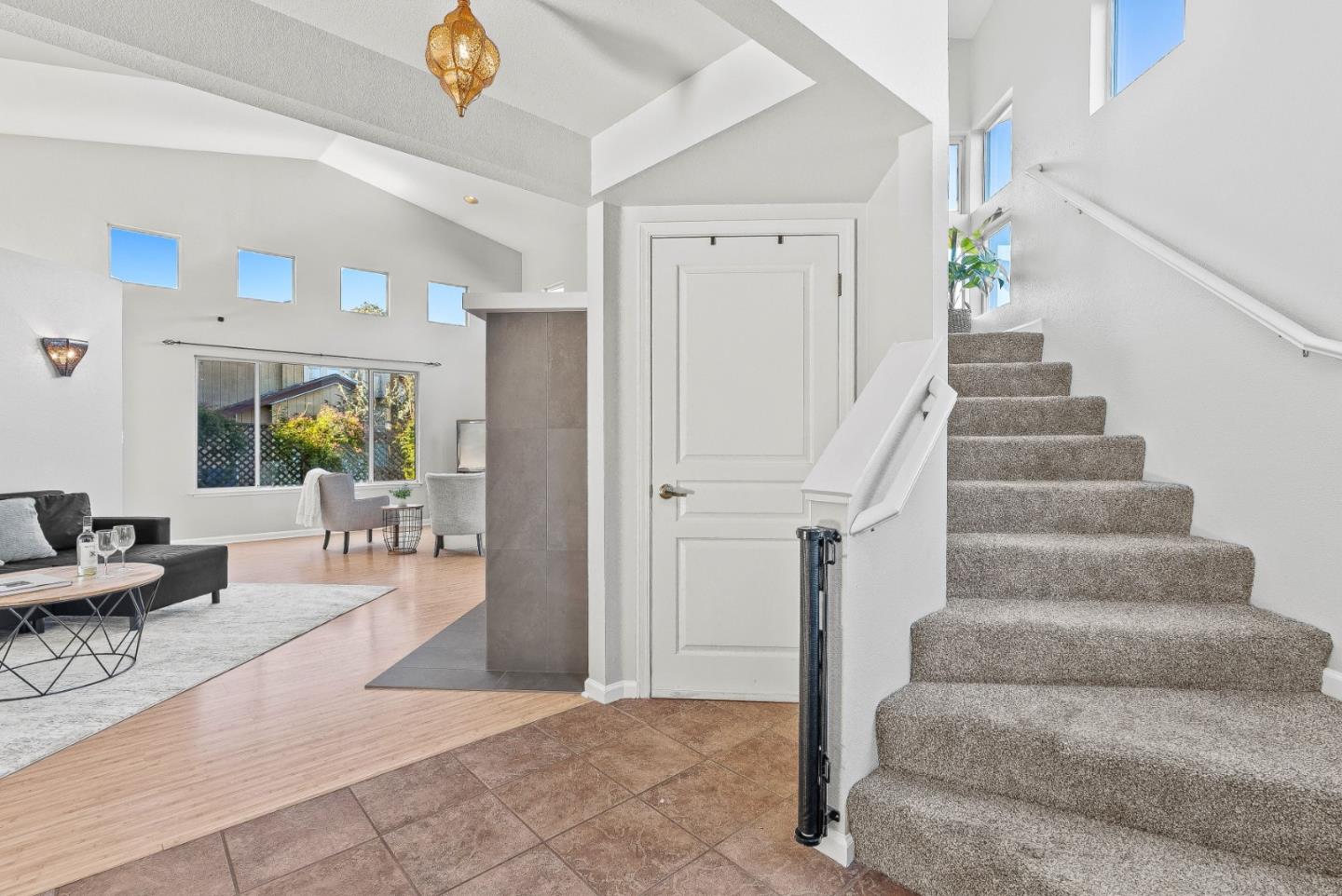 Detail Gallery Image 6 of 45 For 3200 Axford Rd, Santa Cruz,  CA 95062 - 3 Beds | 3 Baths