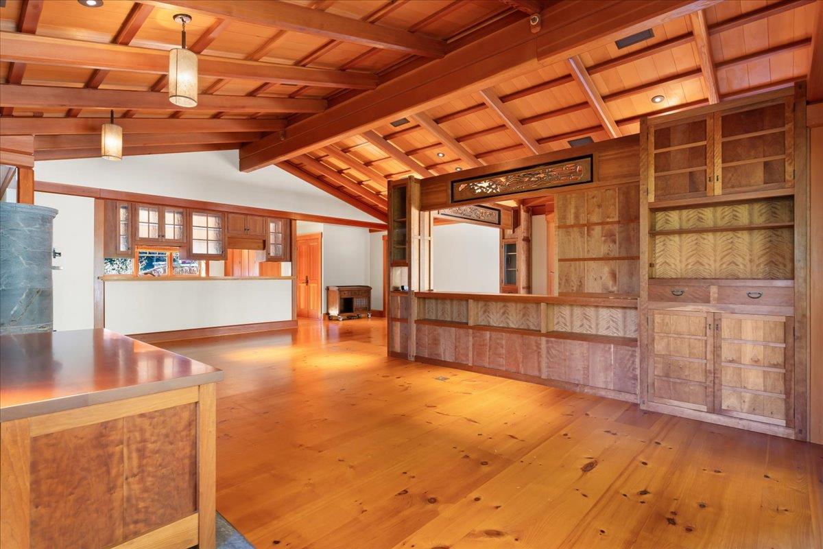 Detail Gallery Image 19 of 75 For 10965 Miramonte Rd, Cupertino,  CA 95014 - 4 Beds | 3/1 Baths