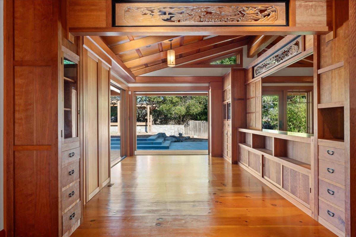 Detail Gallery Image 26 of 75 For 10965 Miramonte Rd, Cupertino,  CA 95014 - 4 Beds | 3/1 Baths