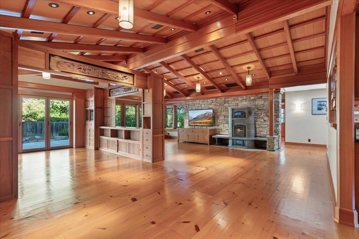 Detail Gallery Image 28 of 75 For 10965 Miramonte Rd, Cupertino,  CA 95014 - 4 Beds | 3/1 Baths