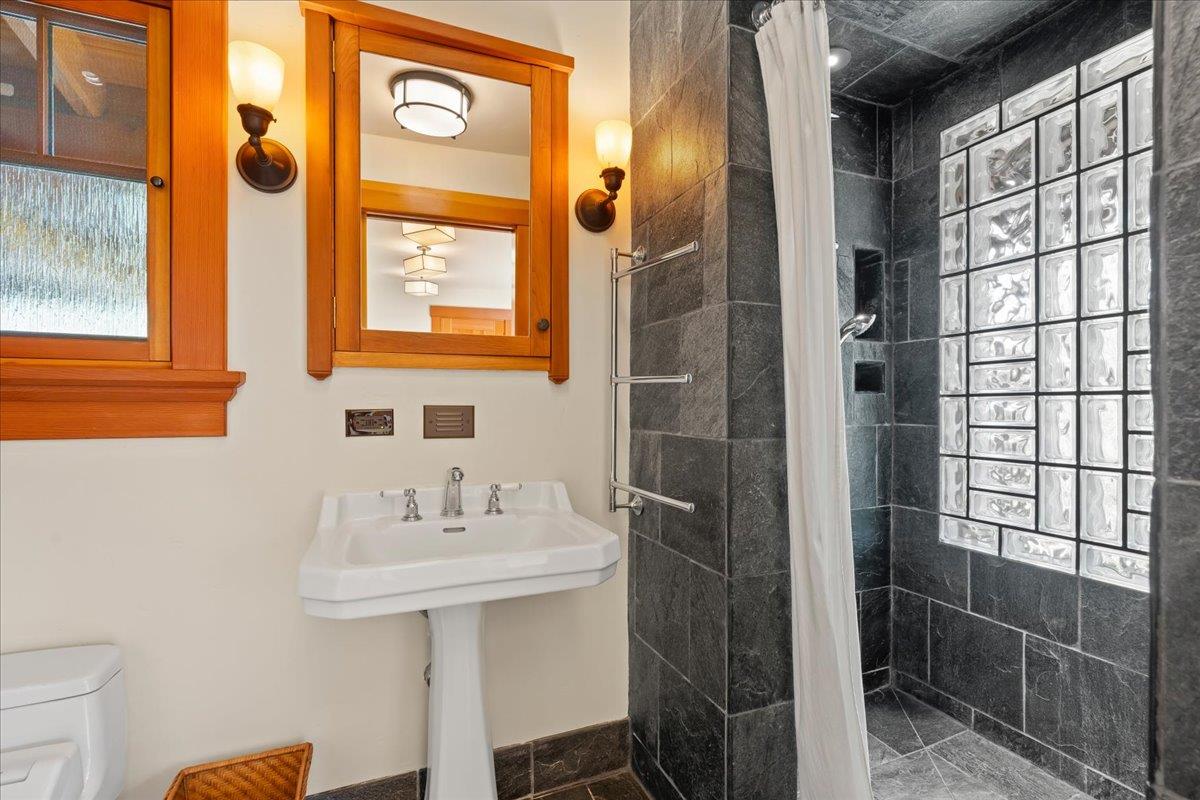 Detail Gallery Image 50 of 75 For 10965 Miramonte Rd, Cupertino,  CA 95014 - 4 Beds | 3/1 Baths