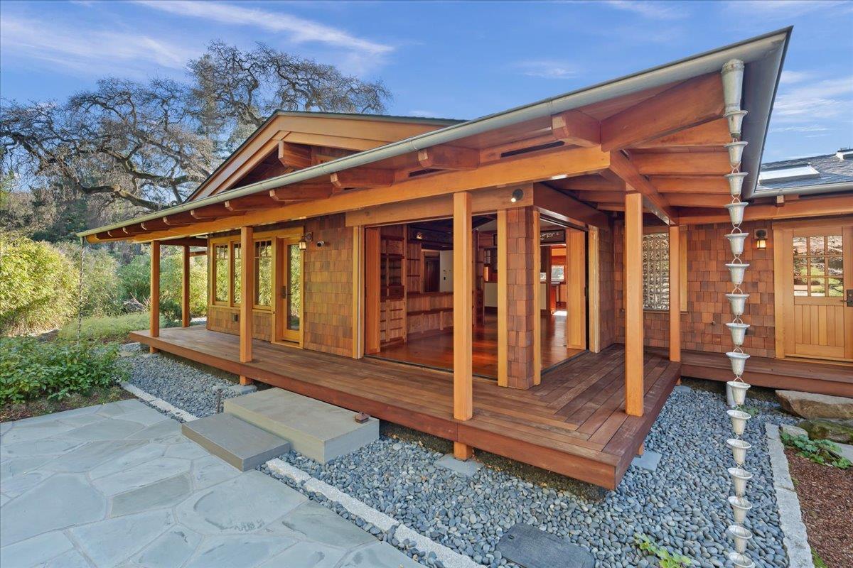 Detail Gallery Image 60 of 75 For 10965 Miramonte Rd, Cupertino,  CA 95014 - 4 Beds | 3/1 Baths