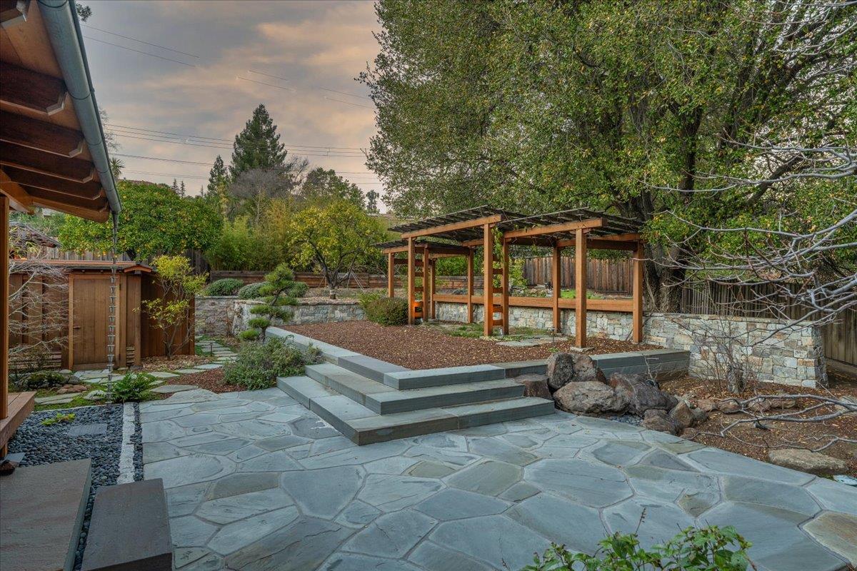 Detail Gallery Image 67 of 75 For 10965 Miramonte Rd, Cupertino,  CA 95014 - 4 Beds | 3/1 Baths