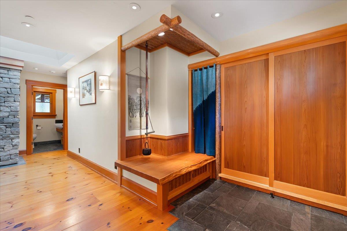 Detail Gallery Image 9 of 75 For 10965 Miramonte Rd, Cupertino,  CA 95014 - 4 Beds | 3/1 Baths