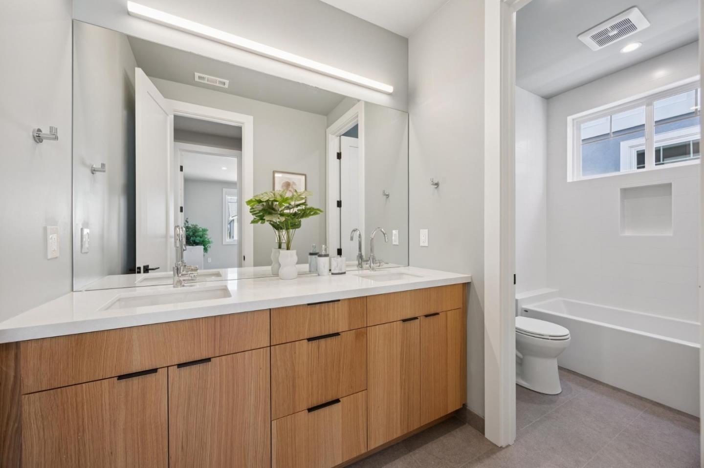 Detail Gallery Image 20 of 28 For 1500 Paradise Ct, San Jose,  CA 95124 - 4 Beds | 2/1 Baths